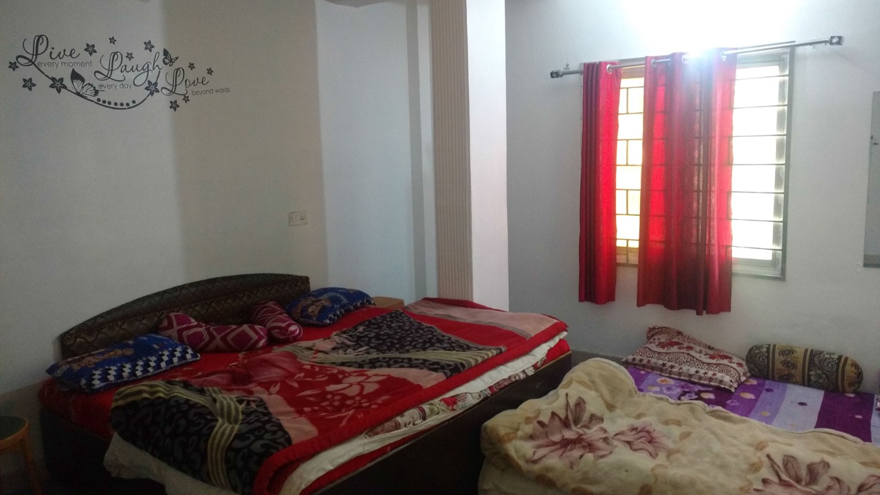 Photo of Bedroom in Lansdowne
