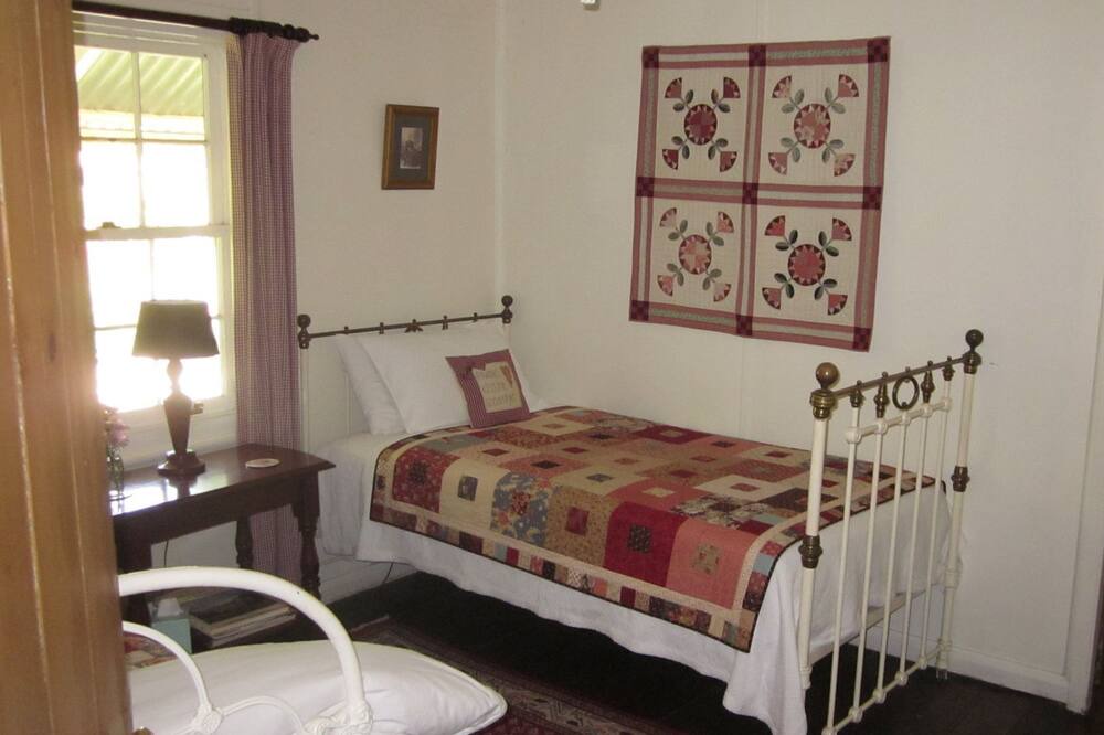 Photo of Bedroom in Berrima