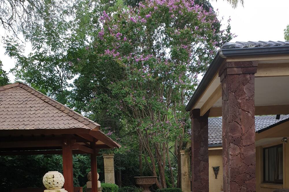 Photo of Outdoor in Holgate