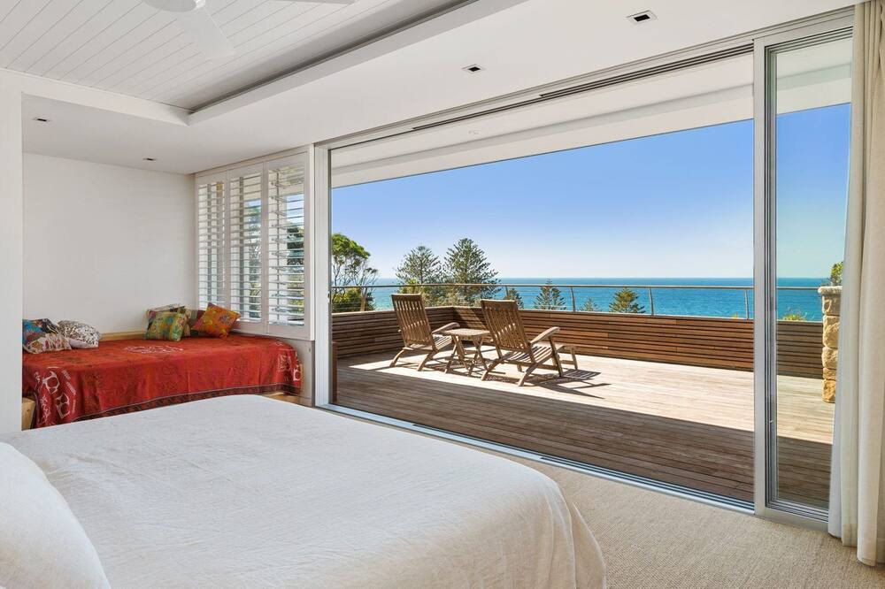 Photo of Bedroom in Whale Beach