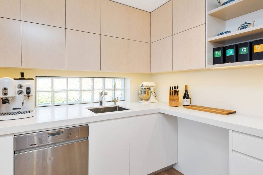 Photo of Kitchen in Whale Beach