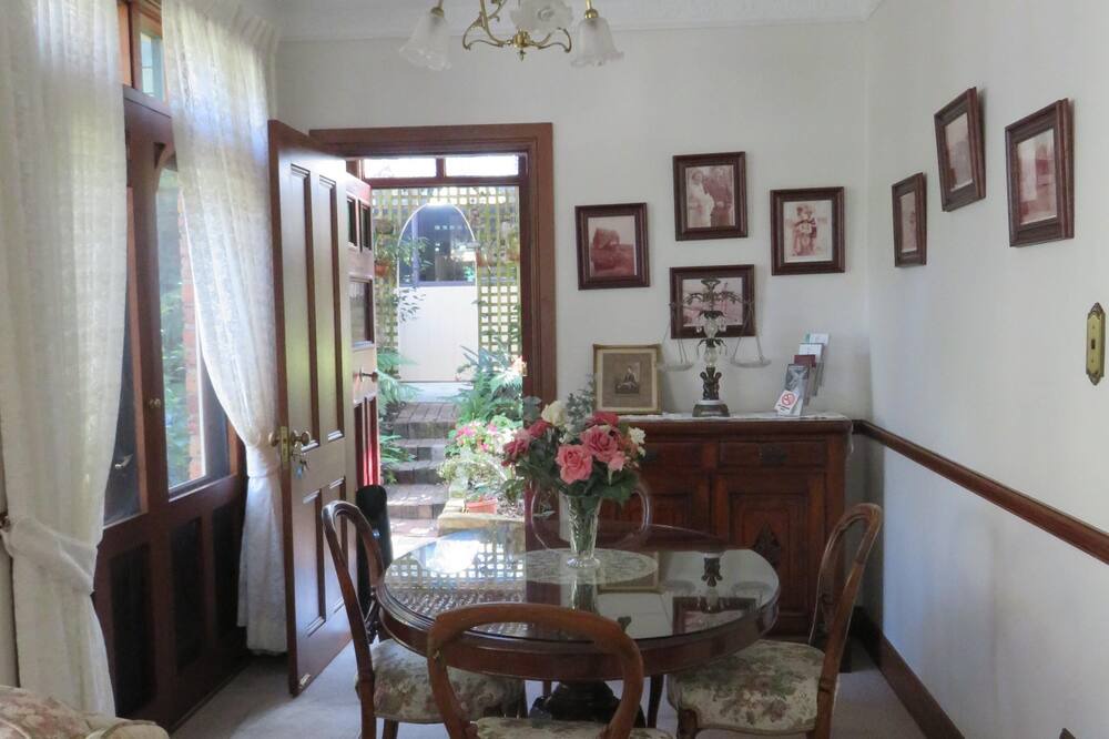 Photo of Kitchen in Killcare