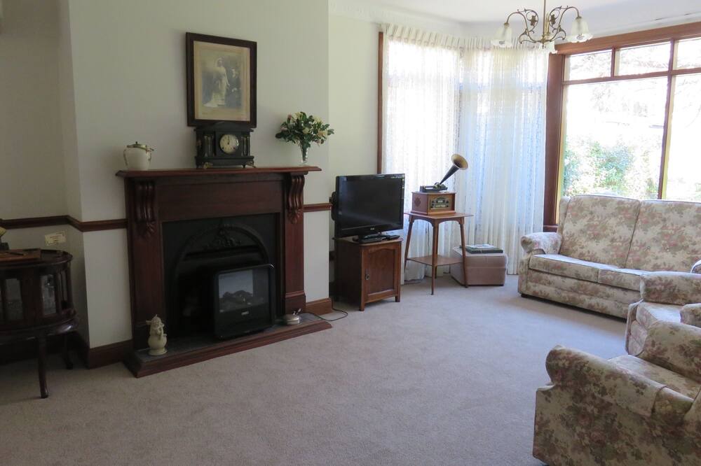Photo of Livingroom in Killcare