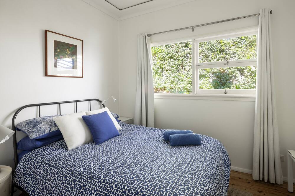 Photo of Bedroom in Pretty Beach Central Coast