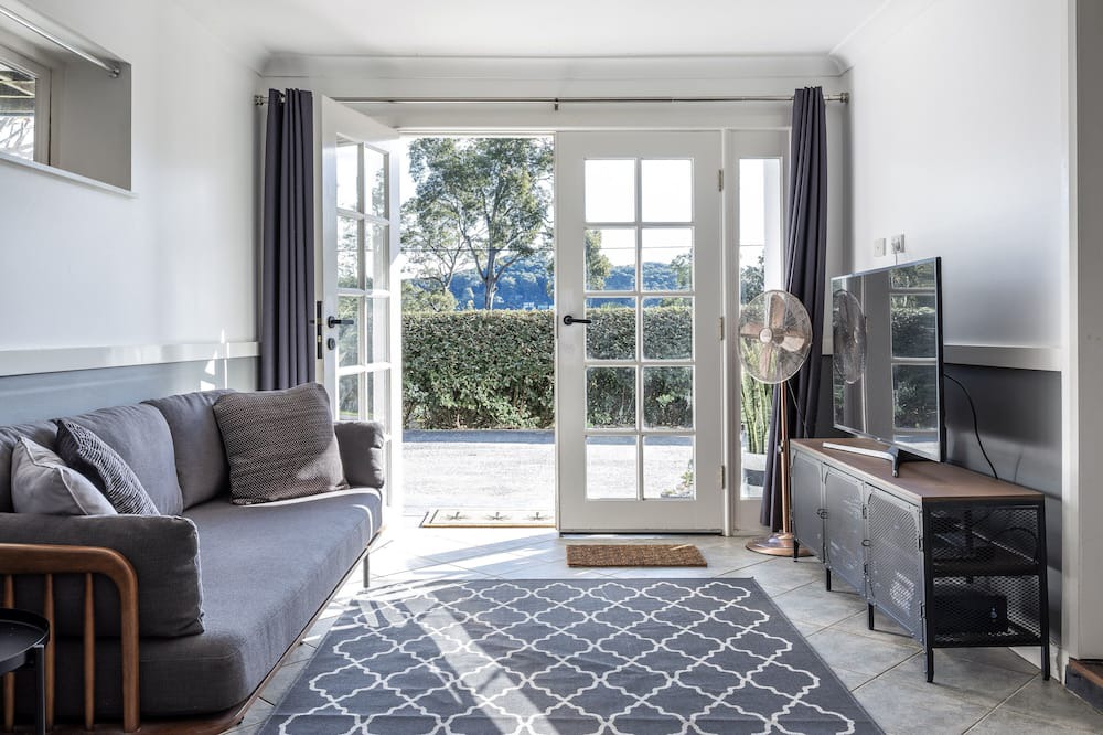 Photo of Livingroom in Pretty Beach Central Coast