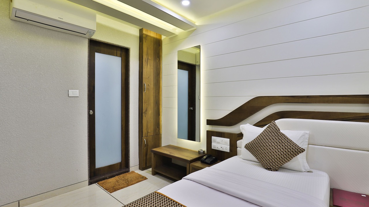 Photo of Bedroom in Sayajiganj