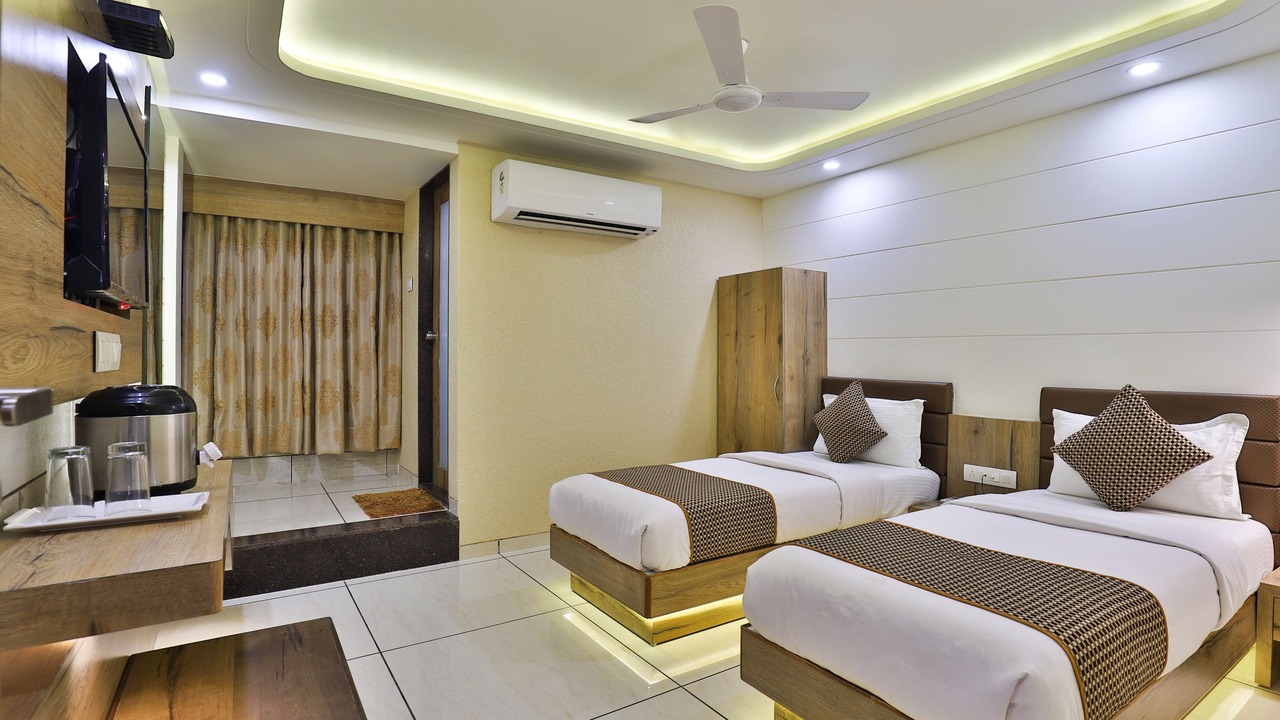 Photo of Bedroom in Sayajiganj