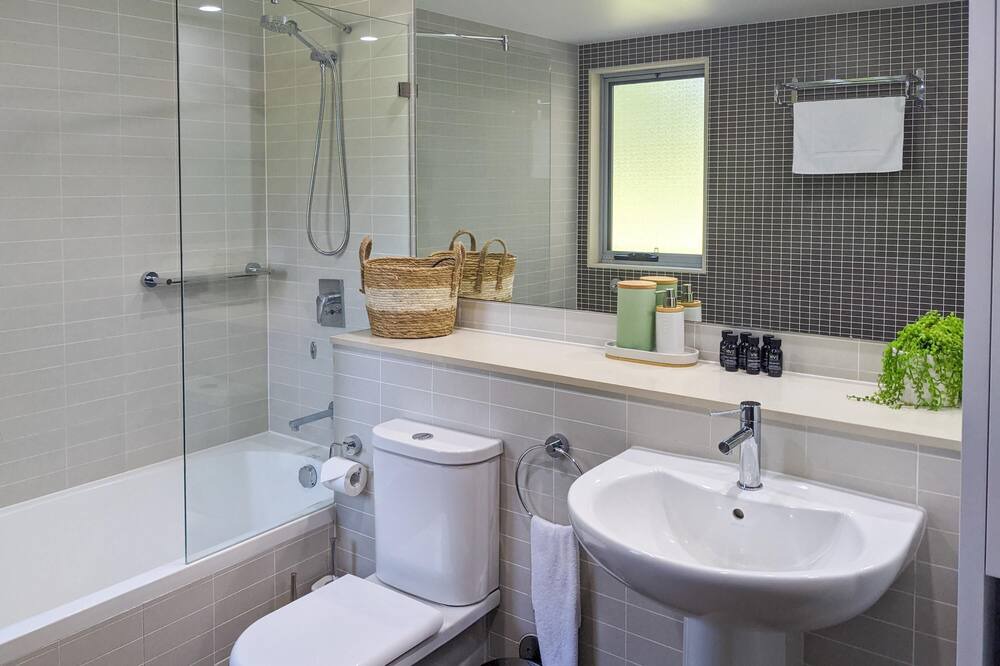 Photo of Bathroom in Lovedale