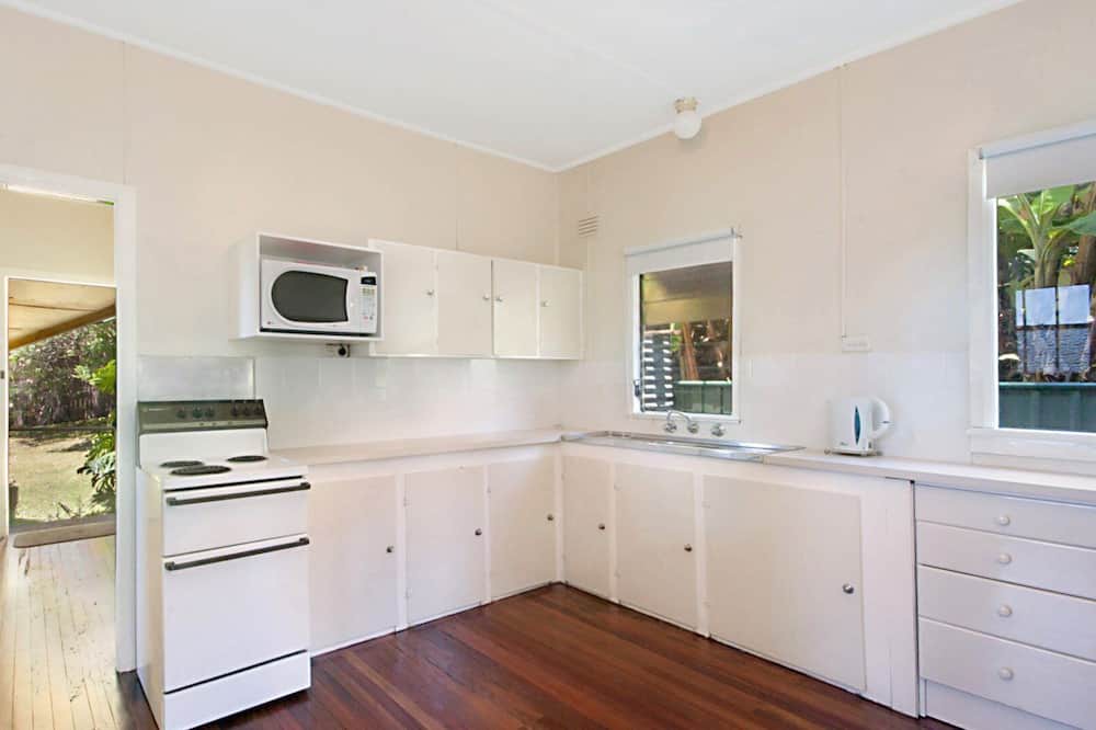 Photo of Kitchen in Pretty Beach Central Coast