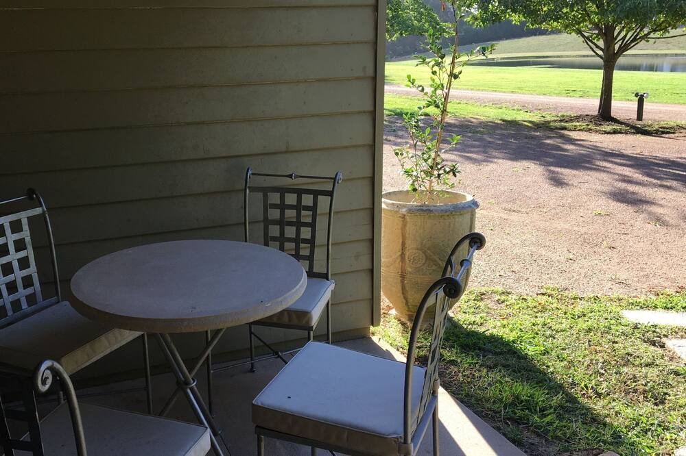 Photo of Patio Balcony in Fitzroy Falls
