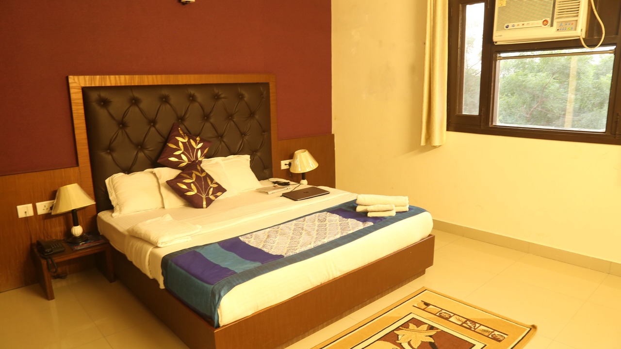 Photo of Bedroom in Chhatarpur