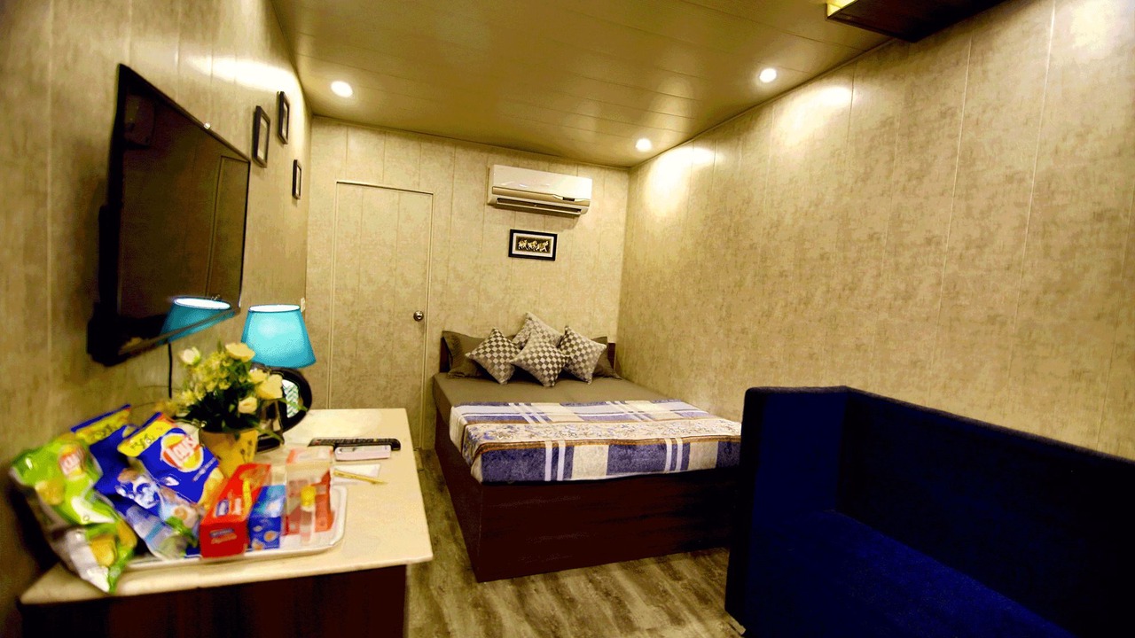 Photo of Bedroom in Naini