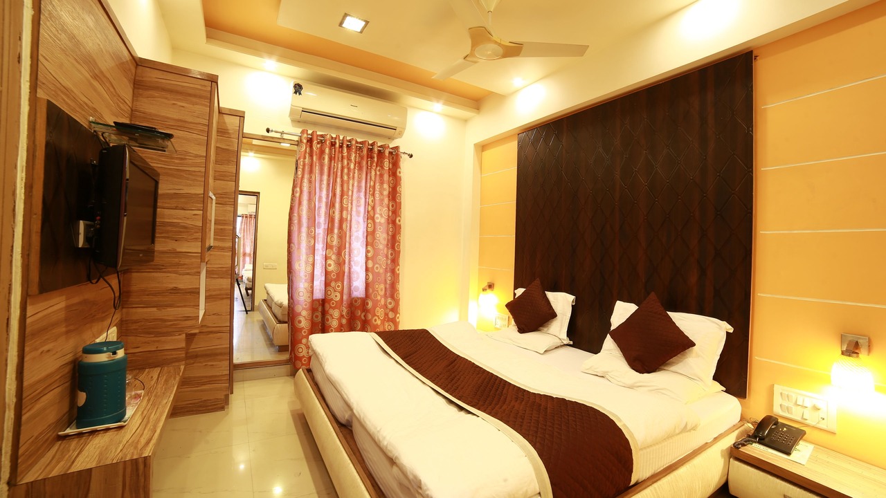 Photo of Bedroom in Mount Abu