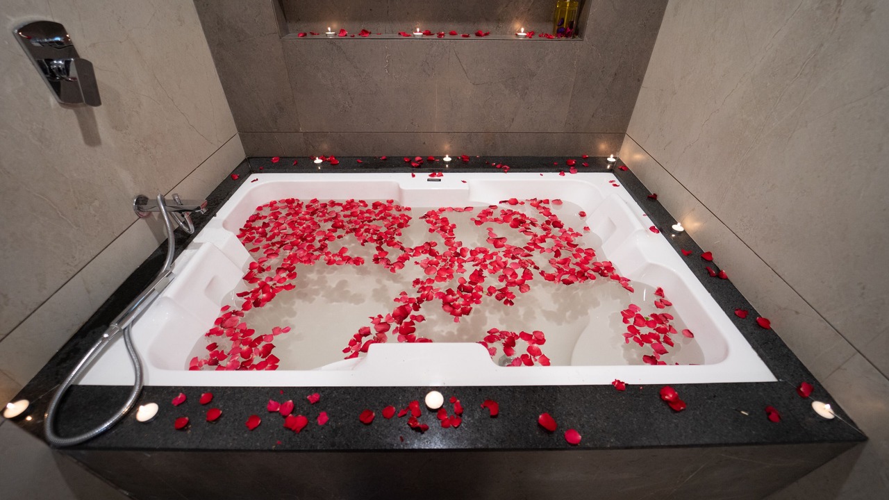 Photo of Bathroom in Mahabaleshwar