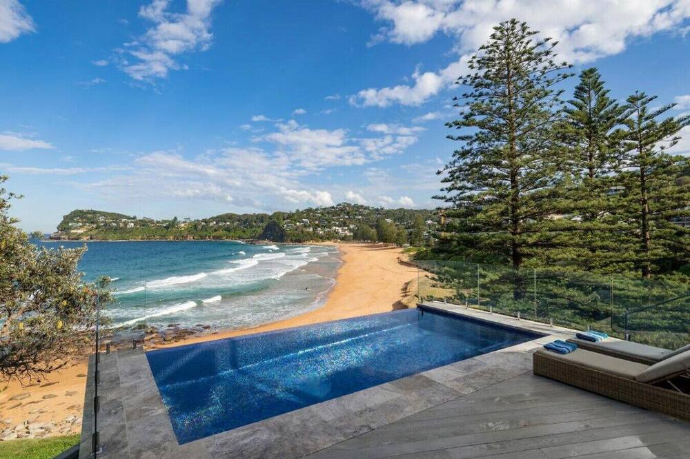 Photo of Others in Whale Beach