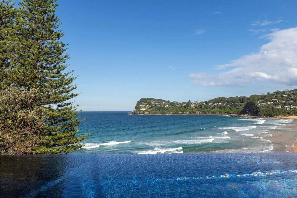 Photo of Others in Whale Beach