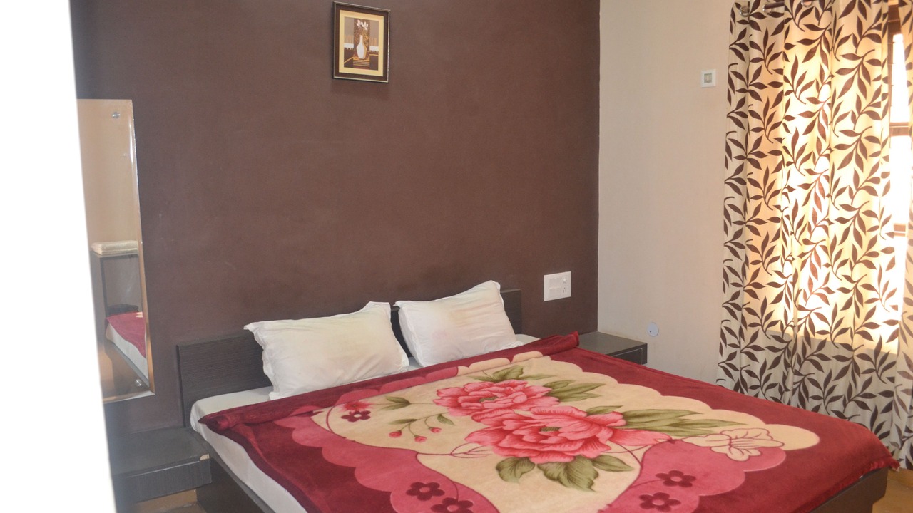 Photo of Bedroom in Khuri