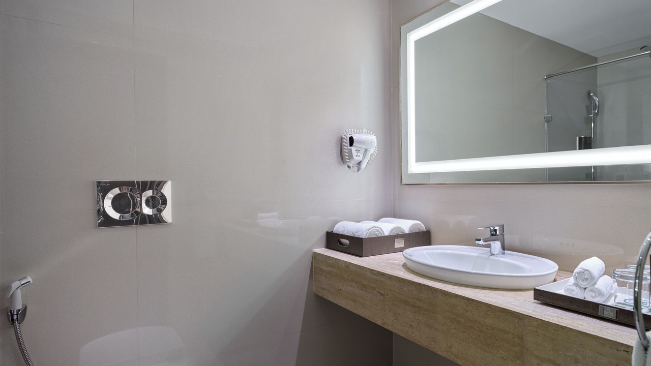 Photo of Bedroom in Jayadev Vihar