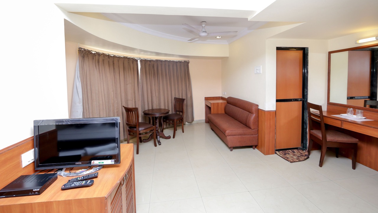 Photo of Bedroom in Malad East