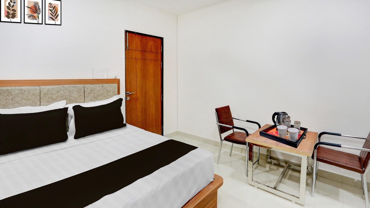Photo of Bedroom in Warangal