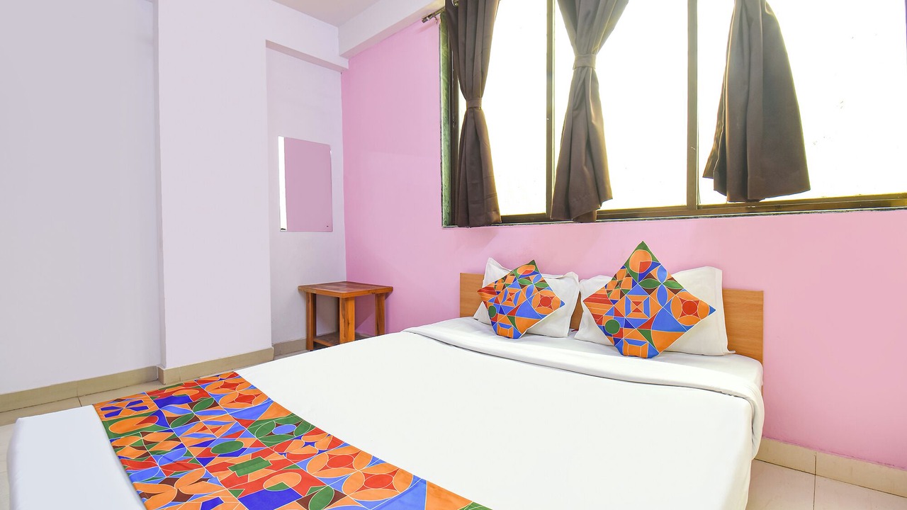 Photo of Bedroom in Hadapsar