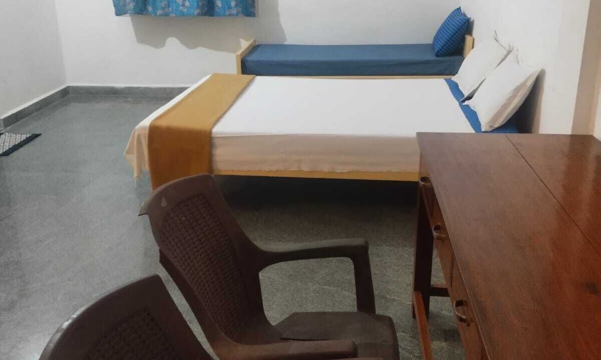 Photo of Bedroom in Mahabalipuram Beach