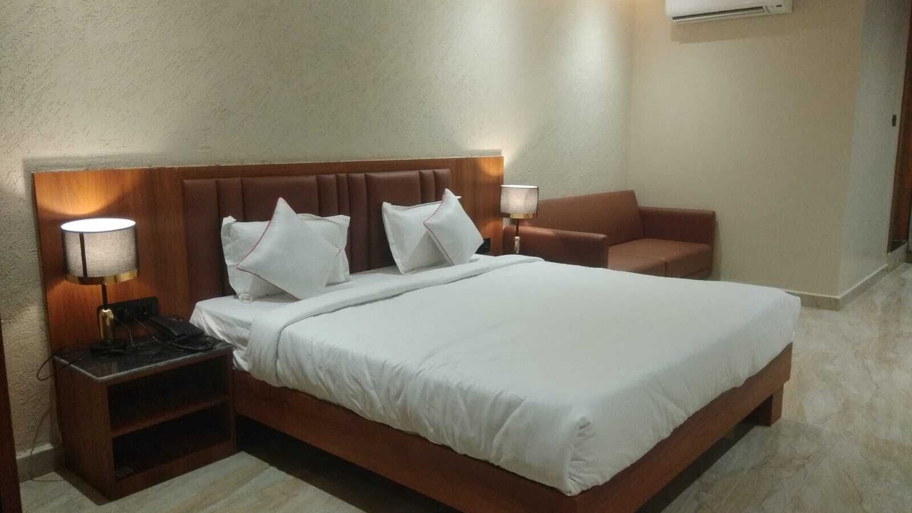 Photo of Bedroom in Bhawanipatna