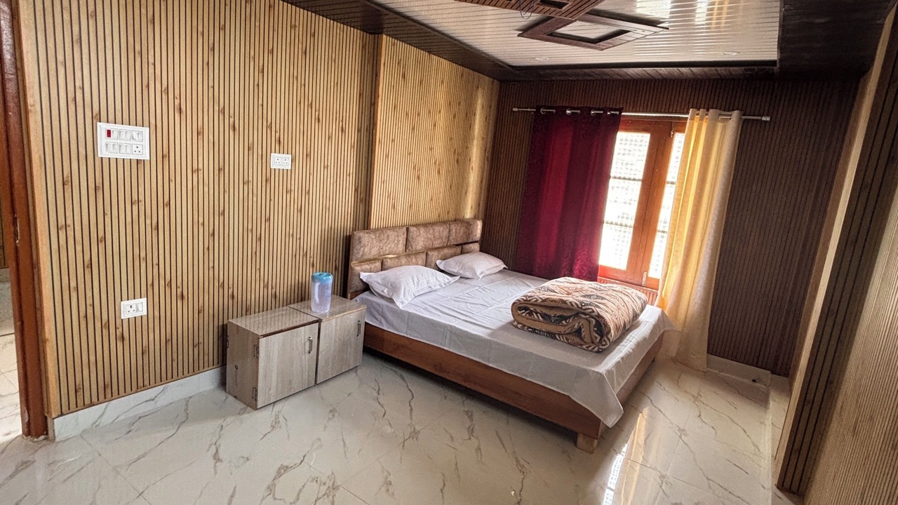 Photo of Bedroom in Kharsali