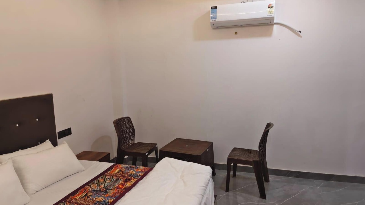 Photo of Bedroom in Agra