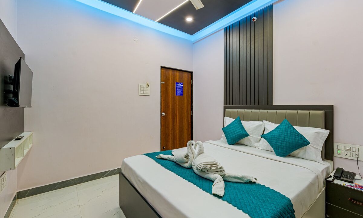 Photo of Bedroom in Akalkot