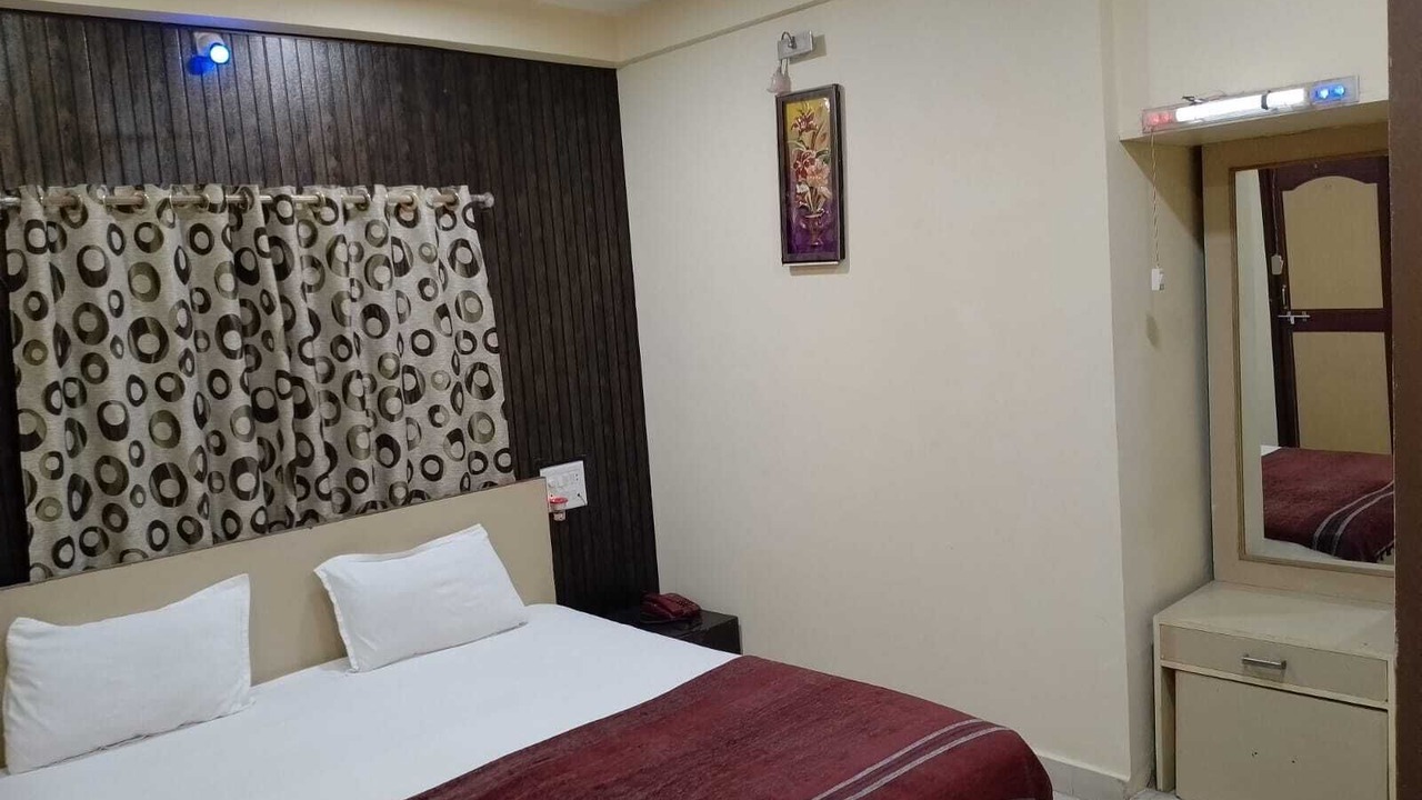 Photo of Bedroom in Balaghat
