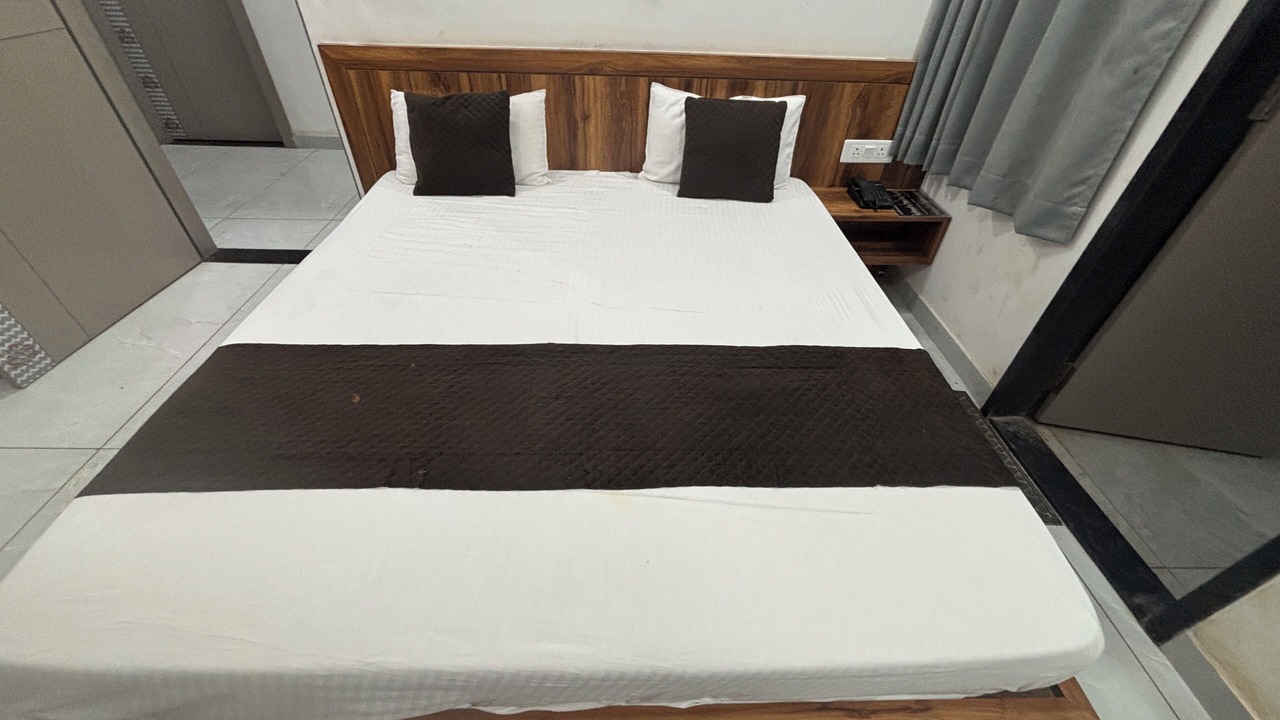 Photo of Bedroom in Khatu