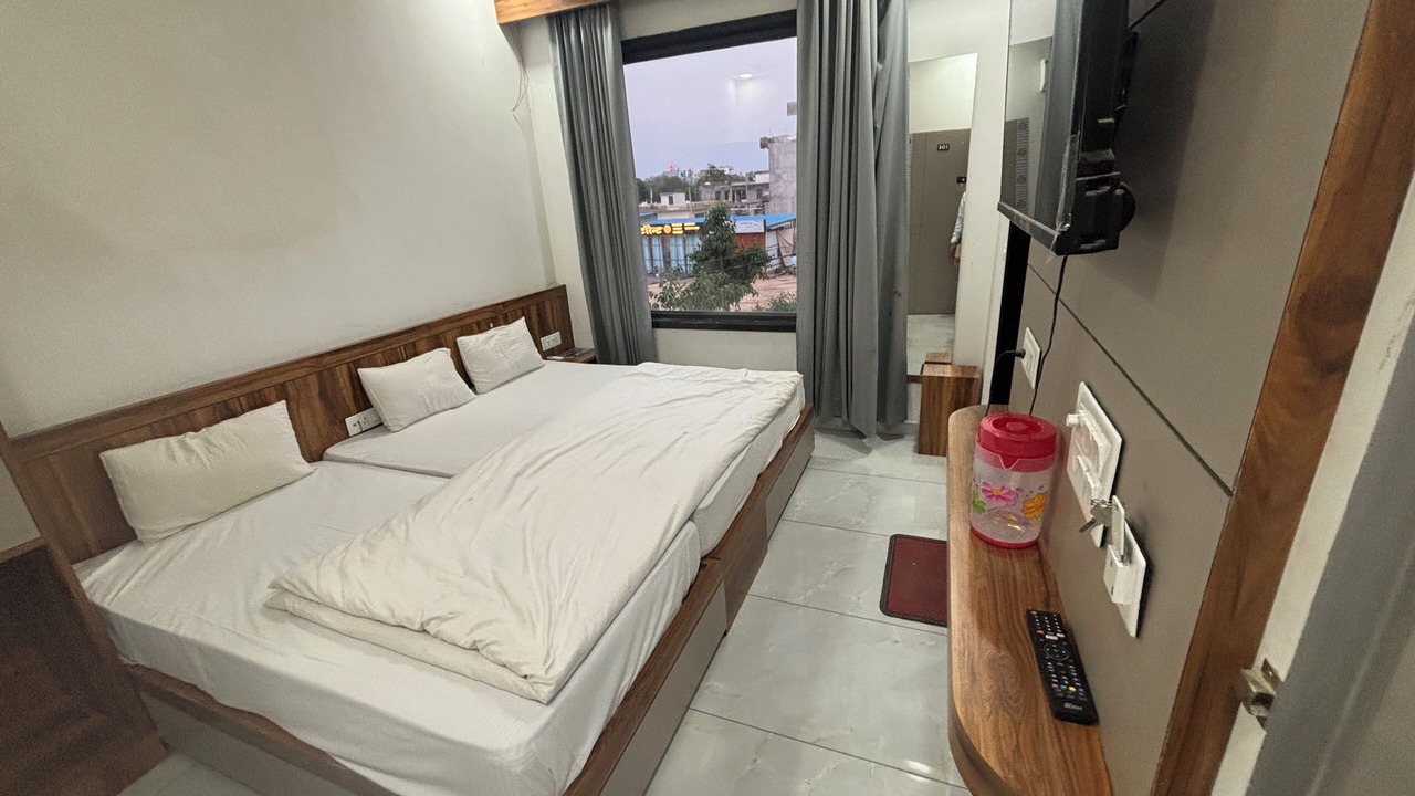 Photo of Bedroom in Khatu