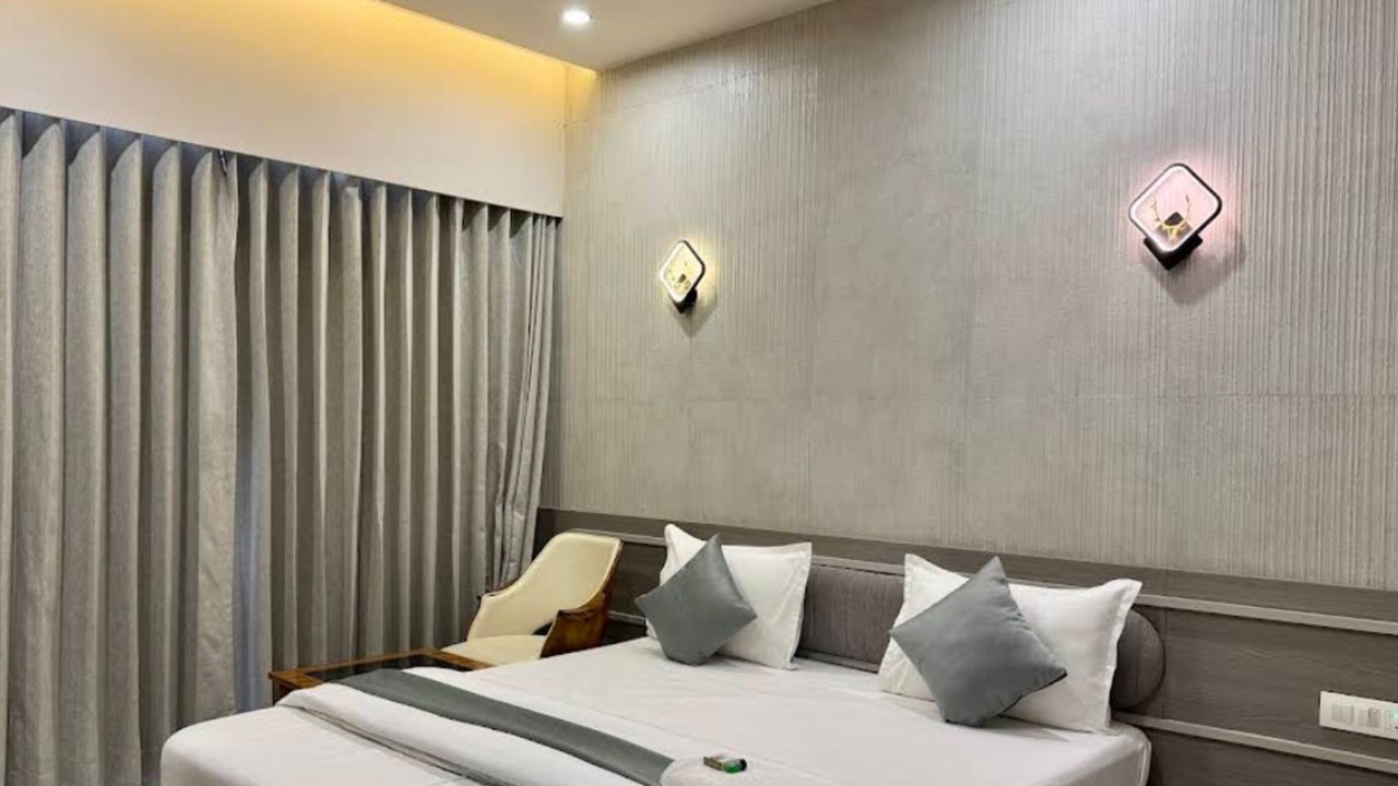Photo of Bedroom in Gandhinagar