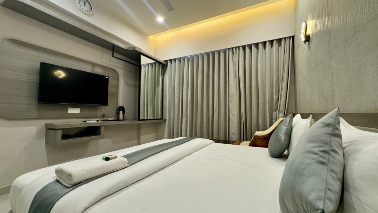 Photo of Bedroom in Gandhinagar