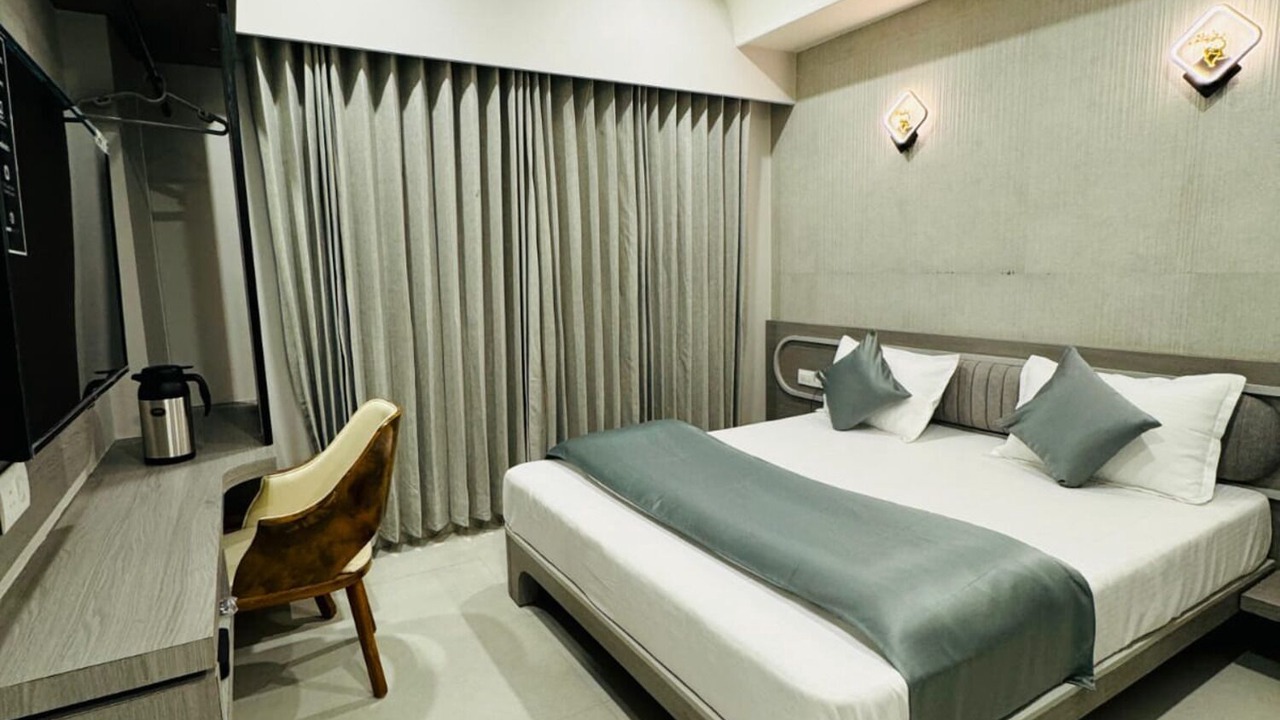 Photo of Bedroom in Gandhinagar