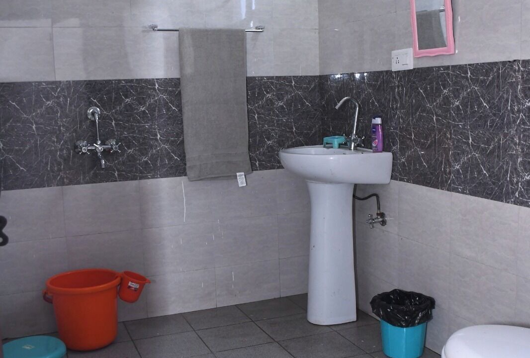 Photo of Bathroom in Mukteshwar