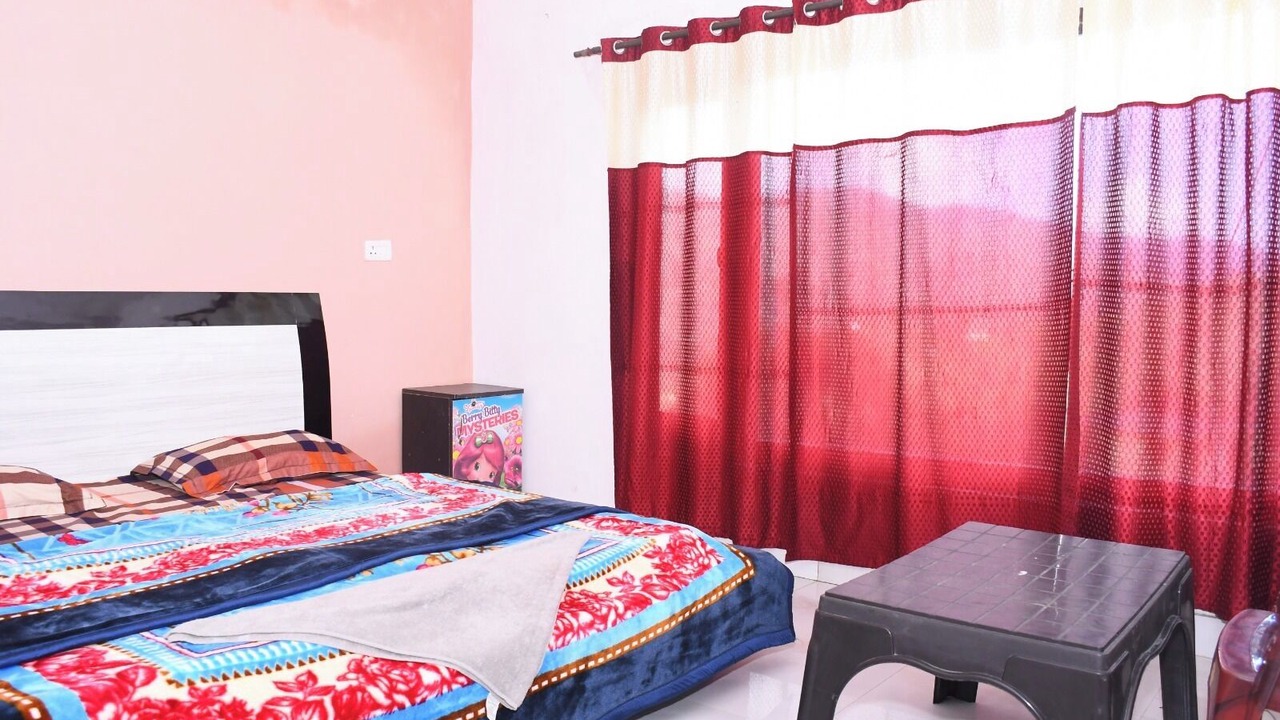 Photo of Bedroom in Mukteshwar