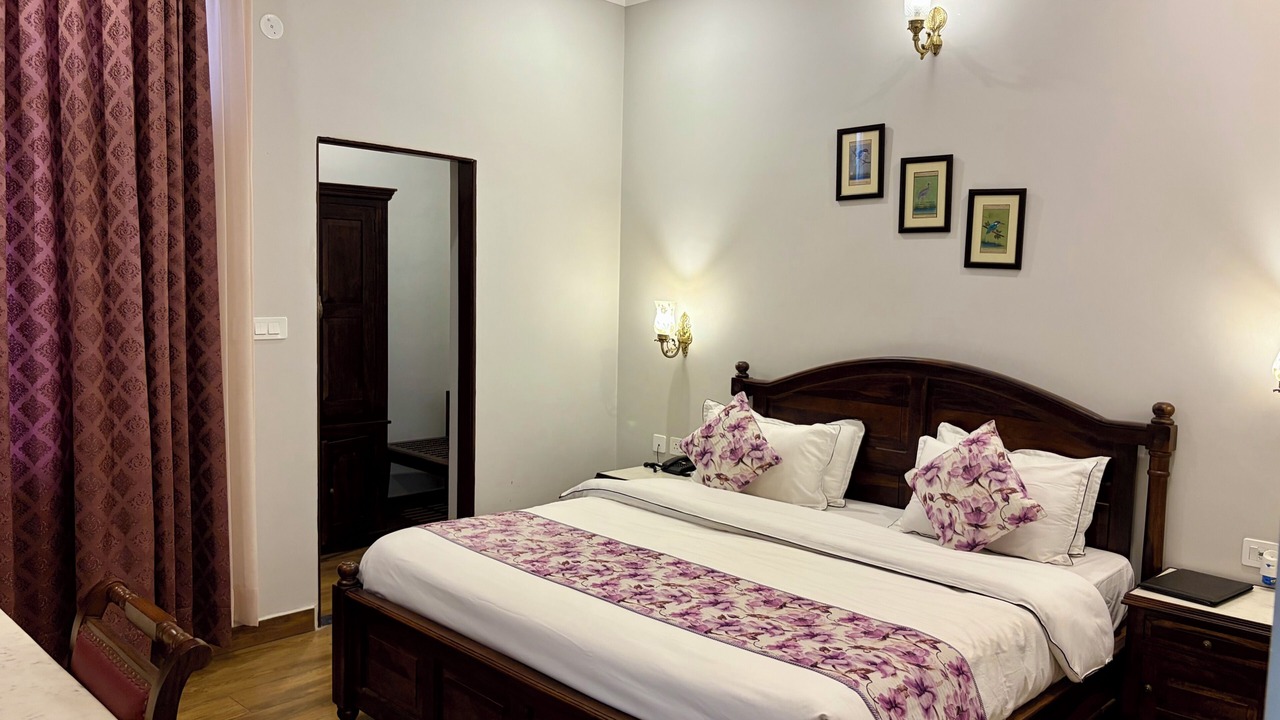 Photo of Bedroom in Vaishali Nagar