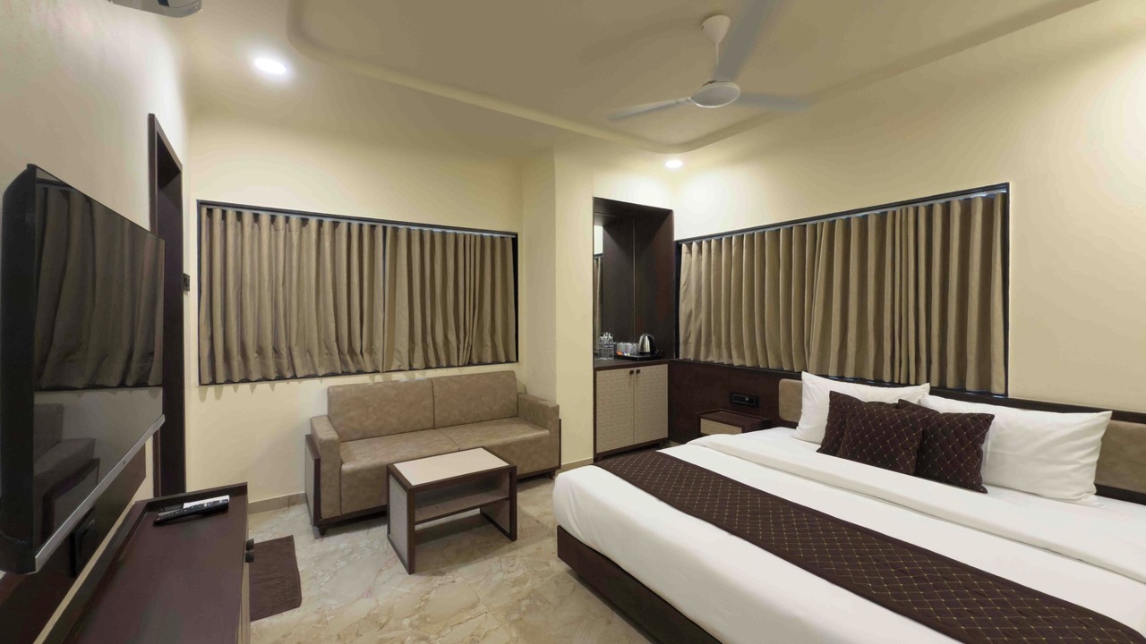 Photo of Bedroom in Rajkot
