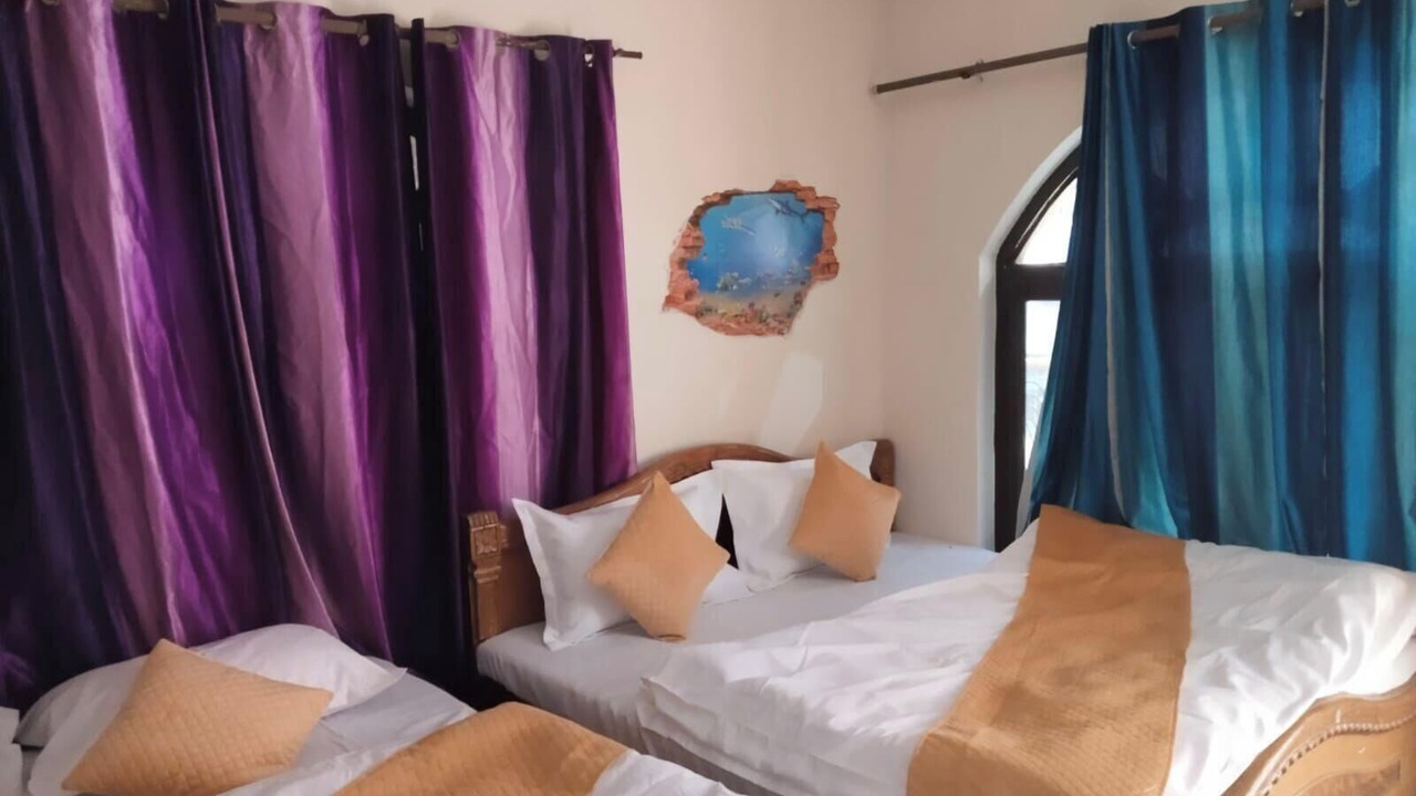 Photo of Bedroom in Guptkashi