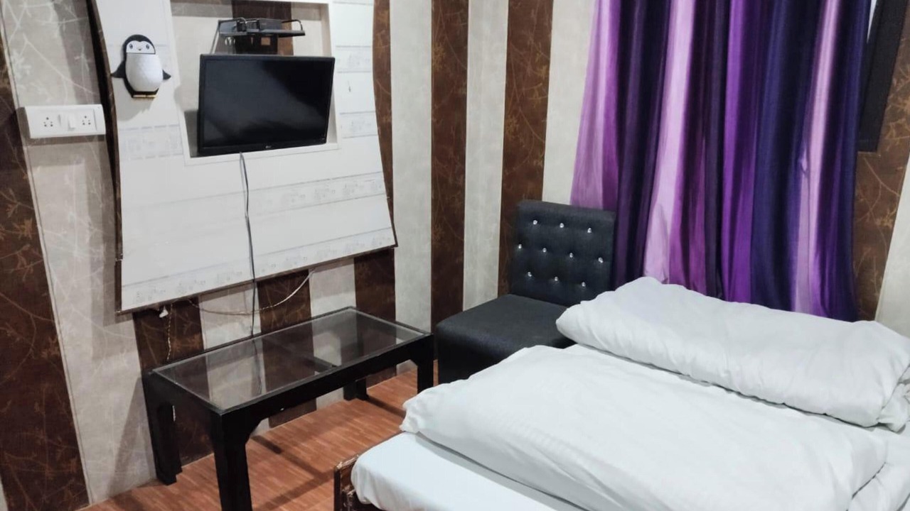 Photo of Bedroom in Guptkashi