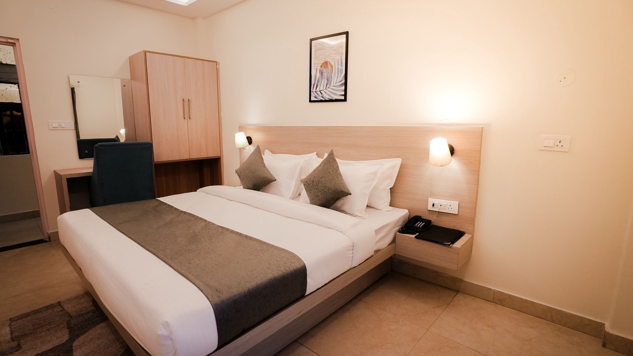 Photo of Bedroom in Tapovan