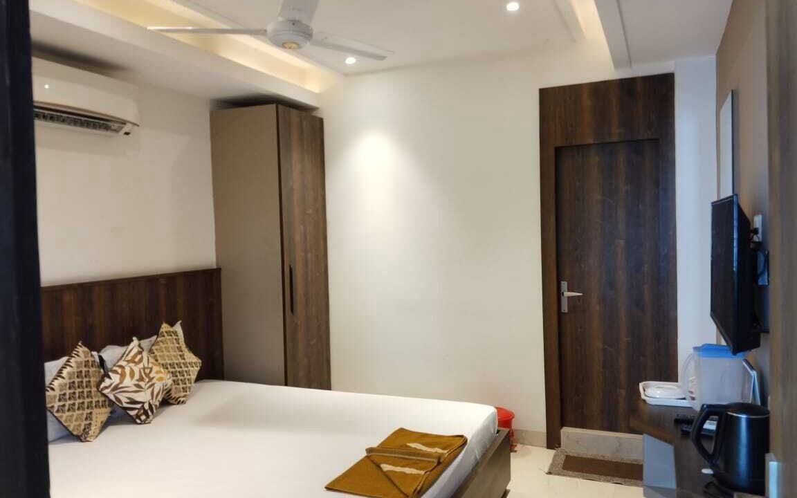 Photo of Bedroom in Medinipur