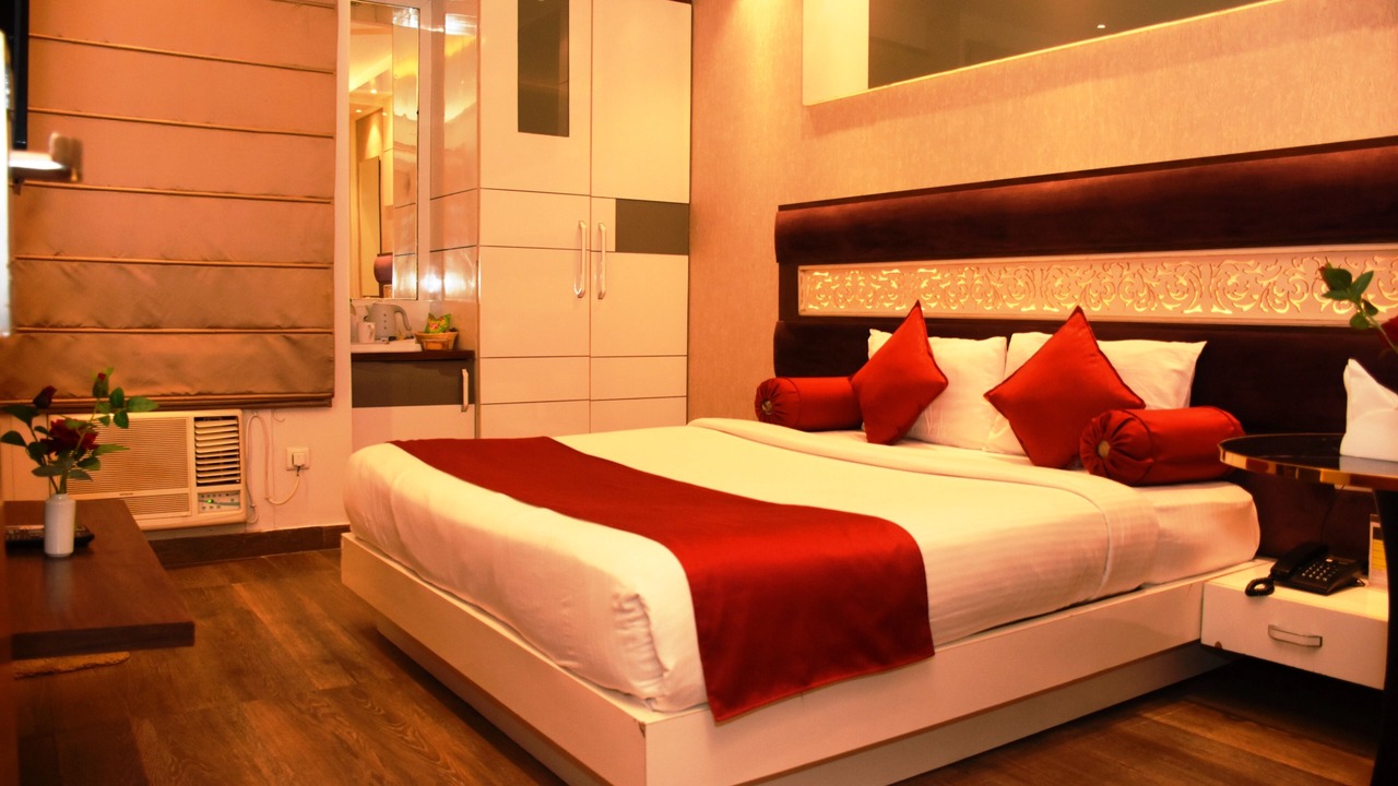Photo of Bedroom in Alambagh