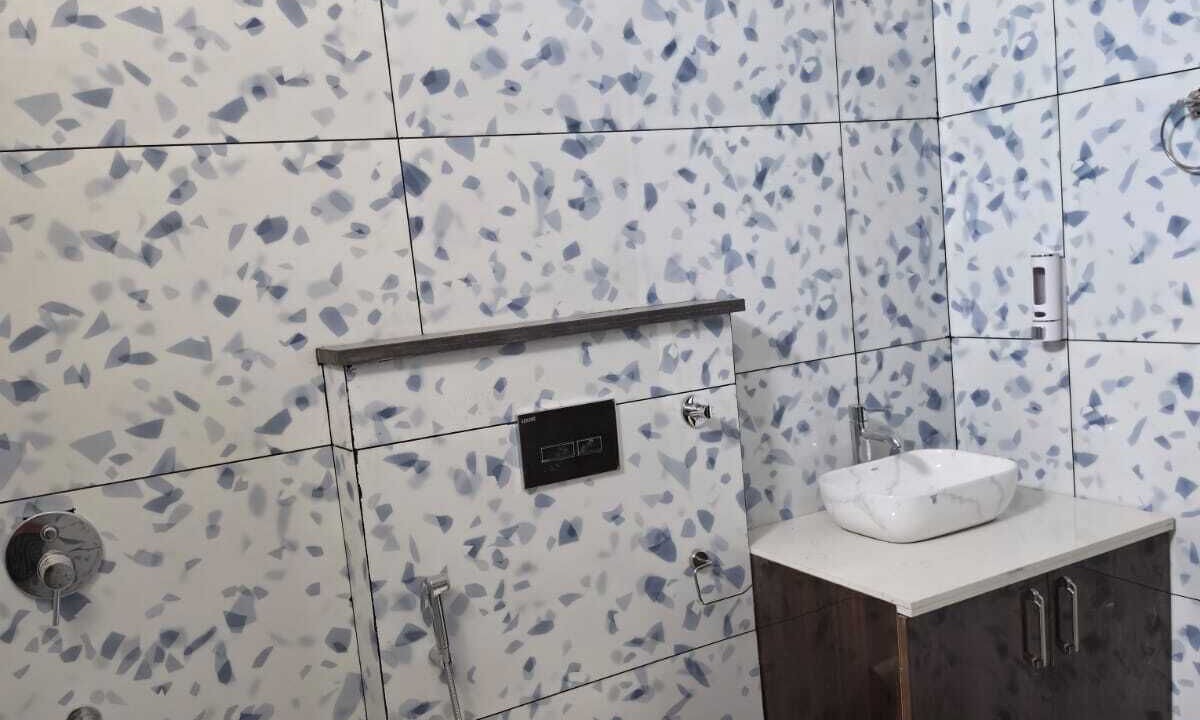 Photo of Bathroom in Tanakpur