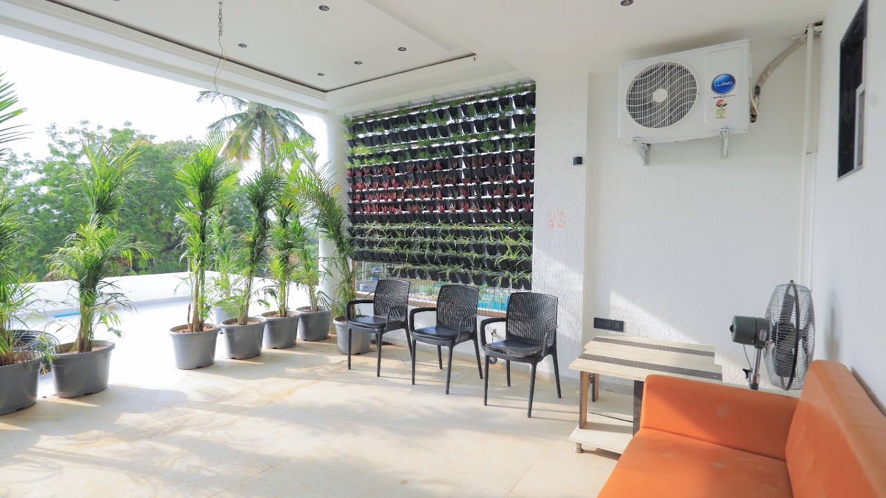 Photo of Patio Balcony in Daulatabad