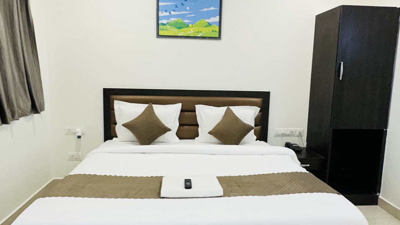Photo of Bedroom in HITEC City