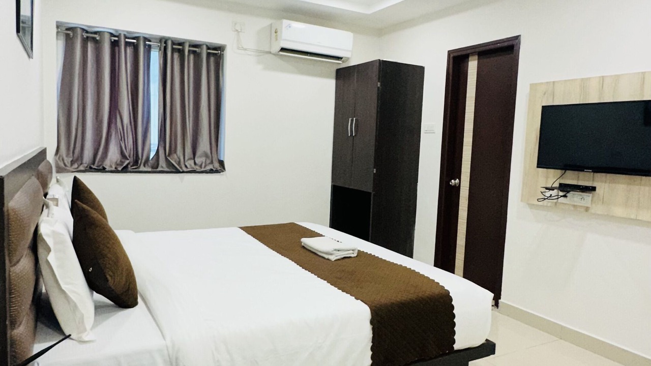 Photo of Bedroom in HITEC City