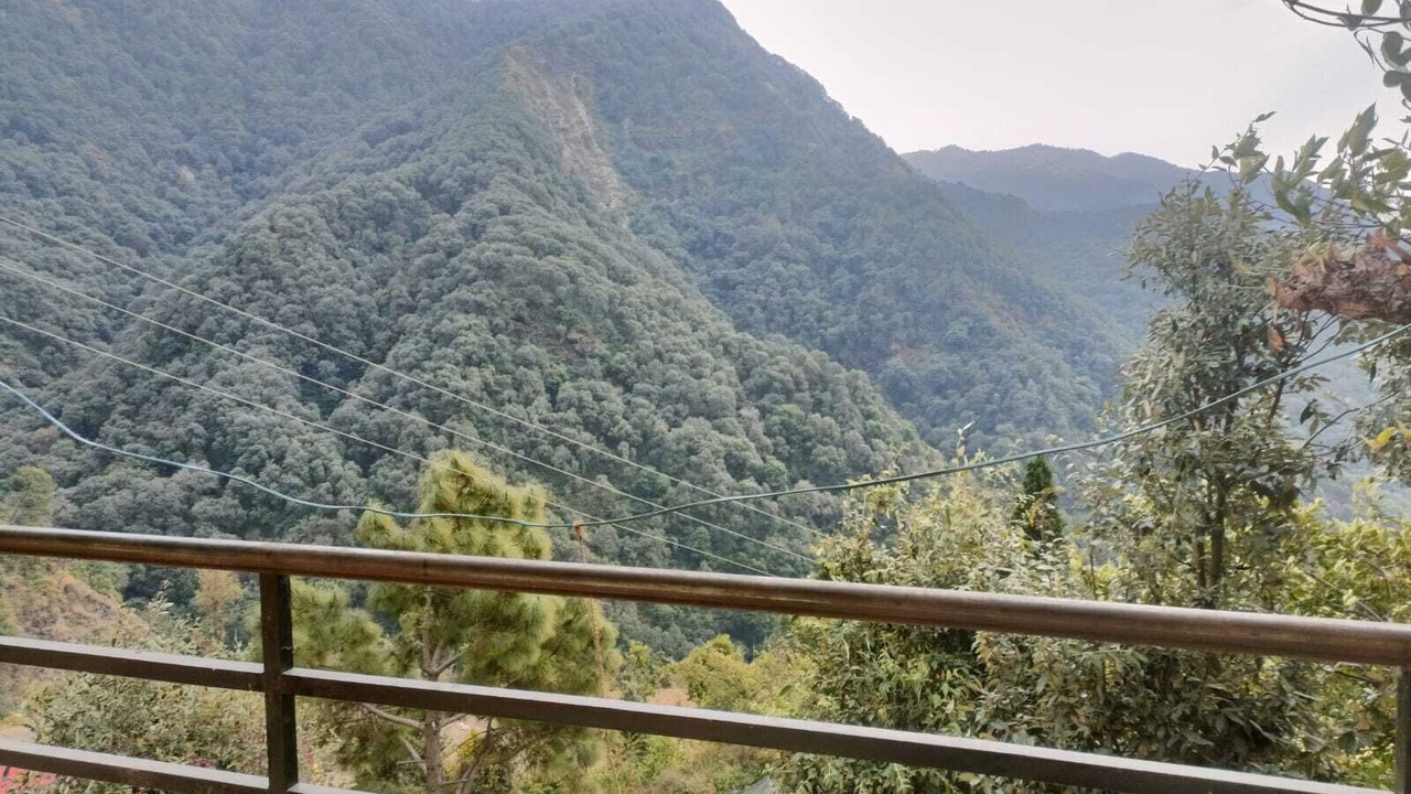 Photo of Bedroom in Naina Range